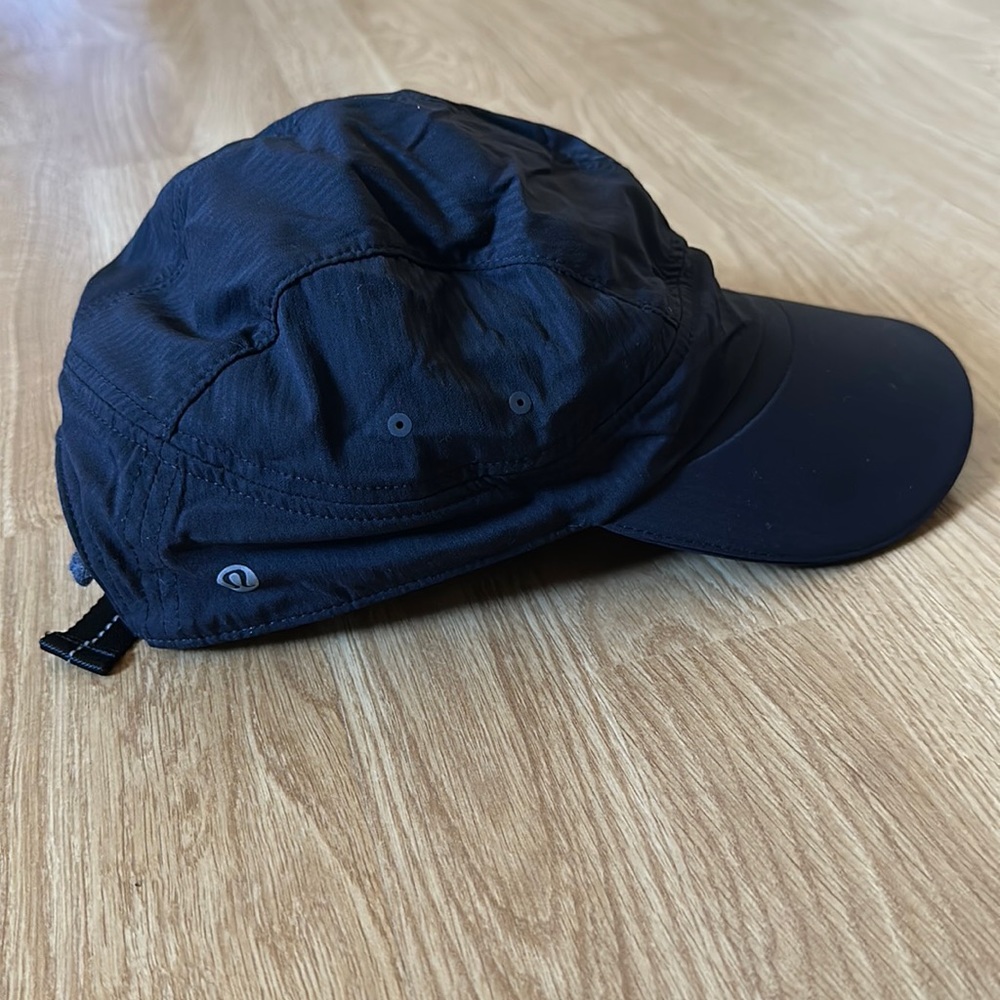lululemon running hat